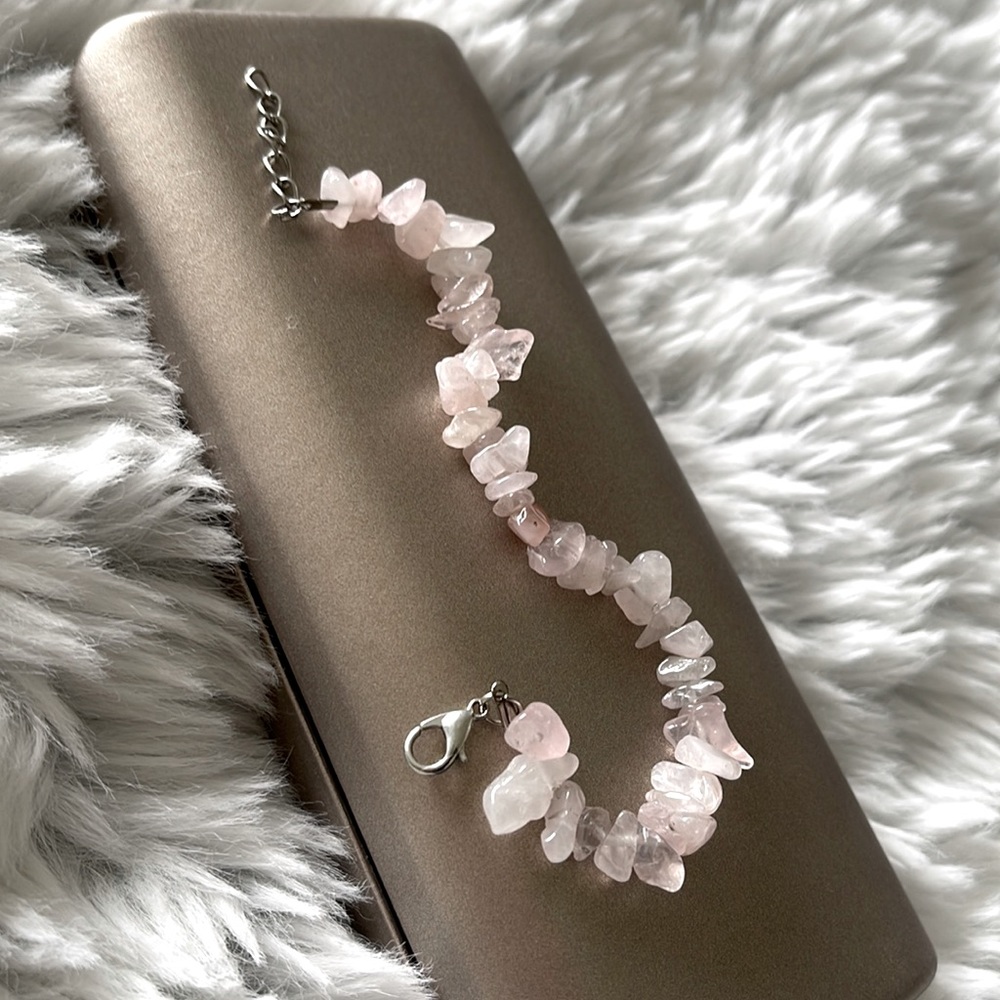 Rose Quartz Chip Bracelet
